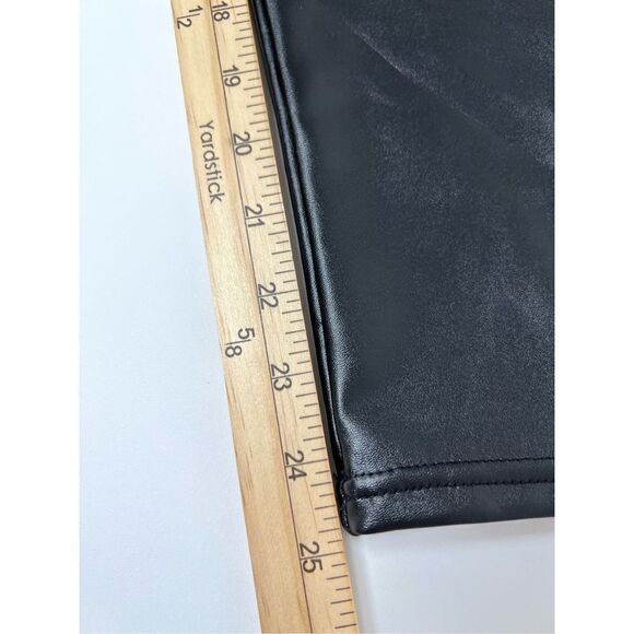 Faux Leather Black Shiny Leggings Size M - Picture 9 of 10